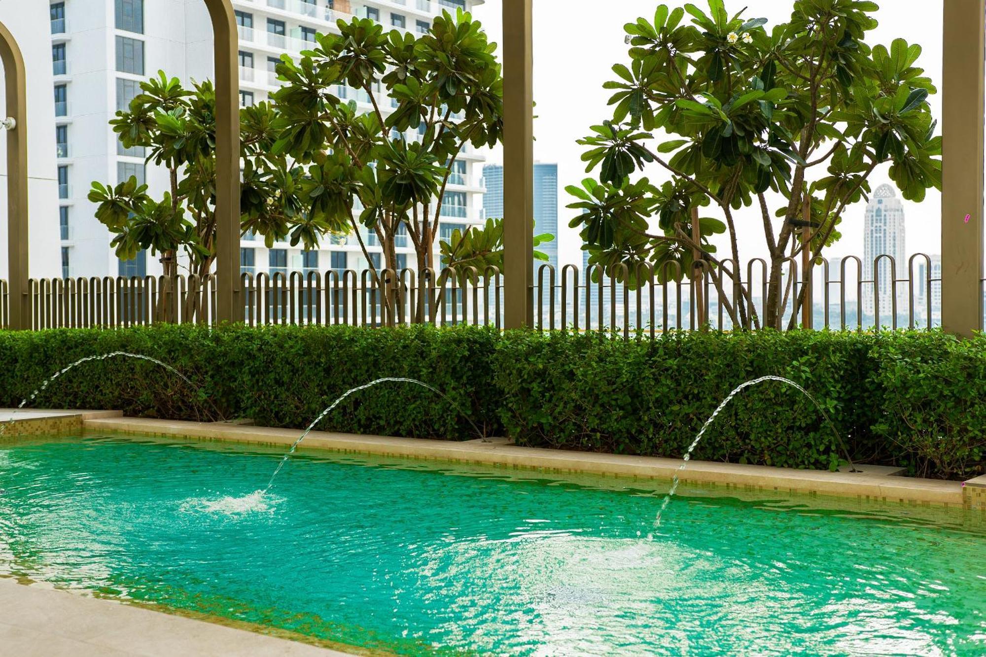 Live On A Private - Sea View 2br Near Marina Apartment Dubai