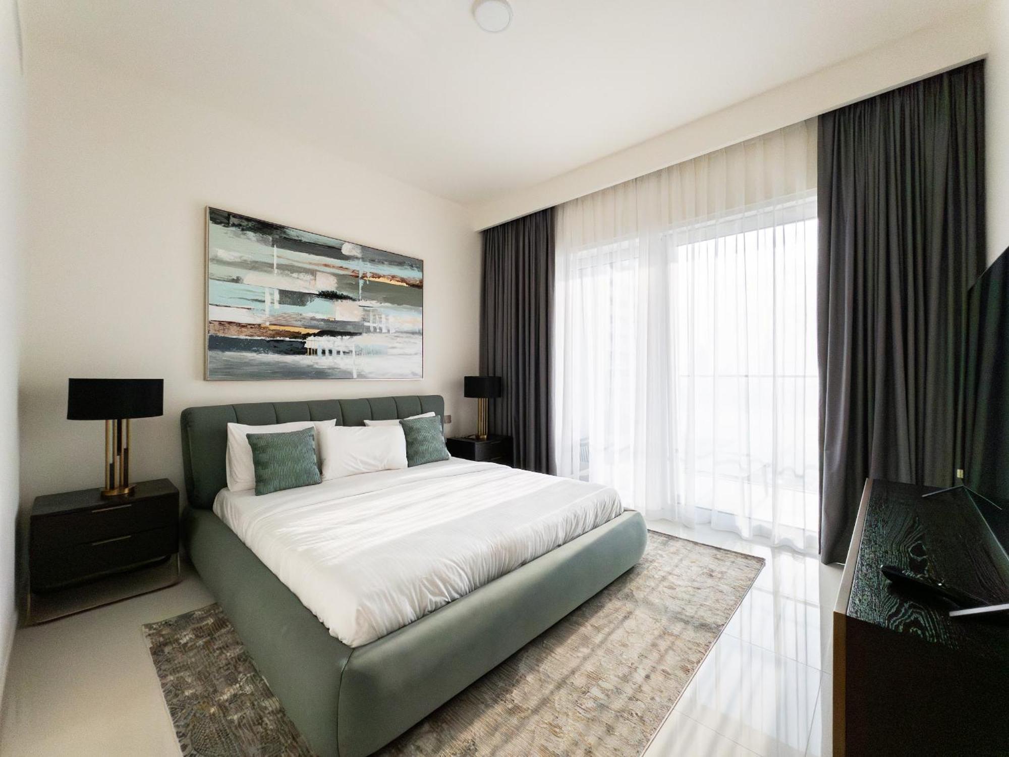 Apartment Live On A Private - Sea View 2br Near Marina