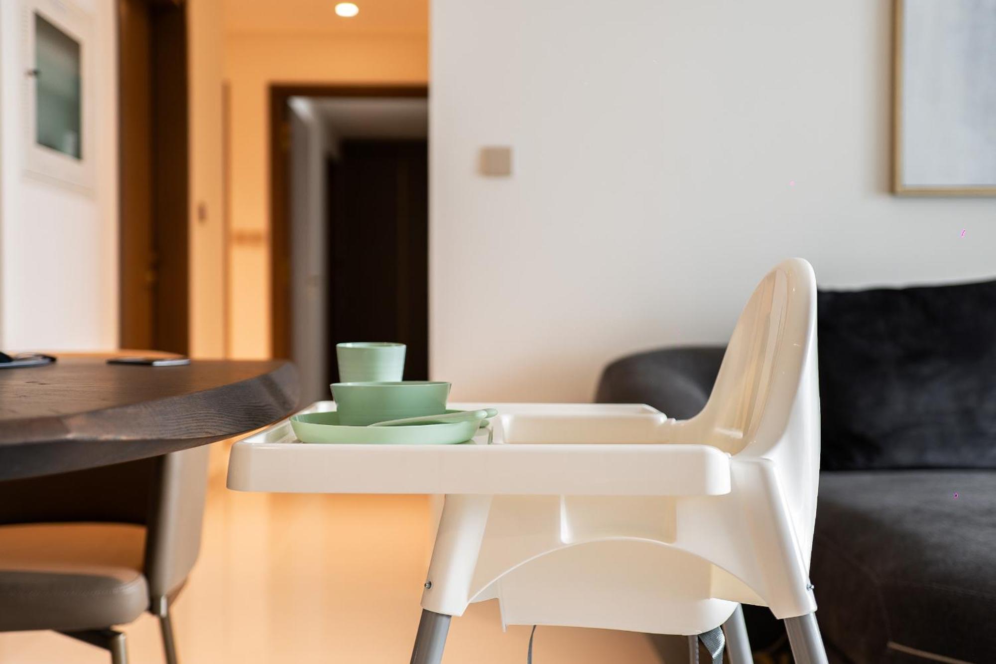 Live On A Private - Sea View 2br Near Marina Dubai